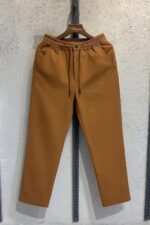 Button Low Cut.