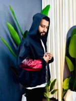 Trendy Hoodie. - Image 3